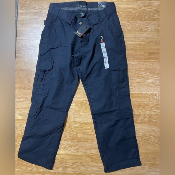 NWT -5.11 Tactical Women’s Taclite EMS Pants- size 16 Dark Navy - Picture 2 of 4